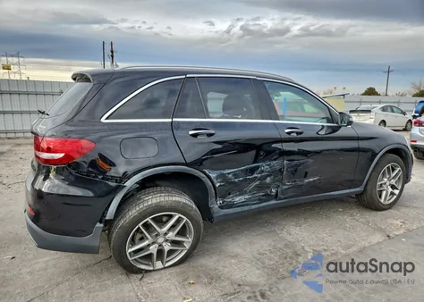 2016 Mercedes-Benz Glc 300 4Matic z USA, uszkodzony, nr VIN WDC0G4KB9GF013039